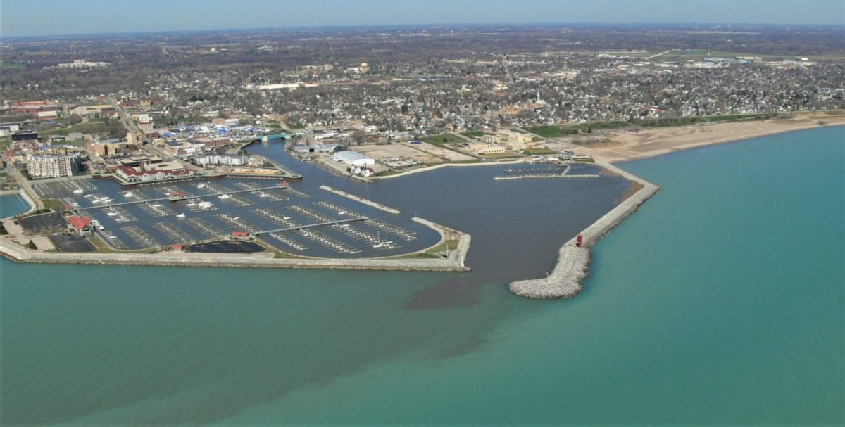 image of north beach in racine, wi